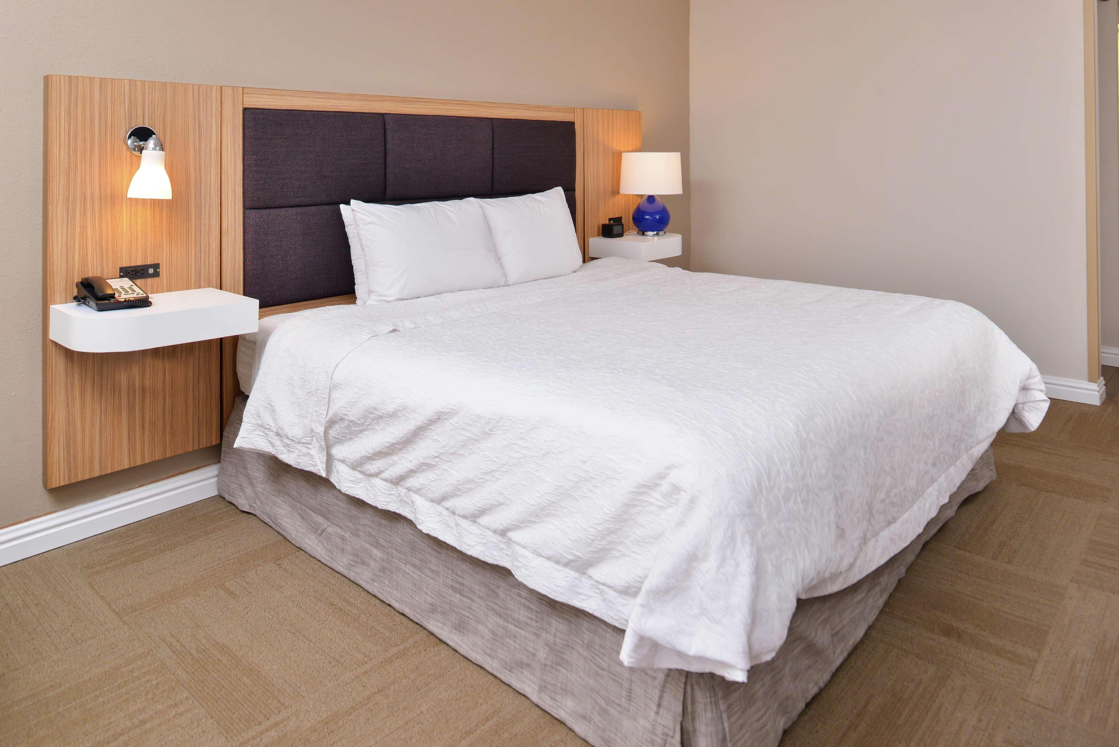 Hampton Inn Greensboro East / Mcleansville Exteriör bild