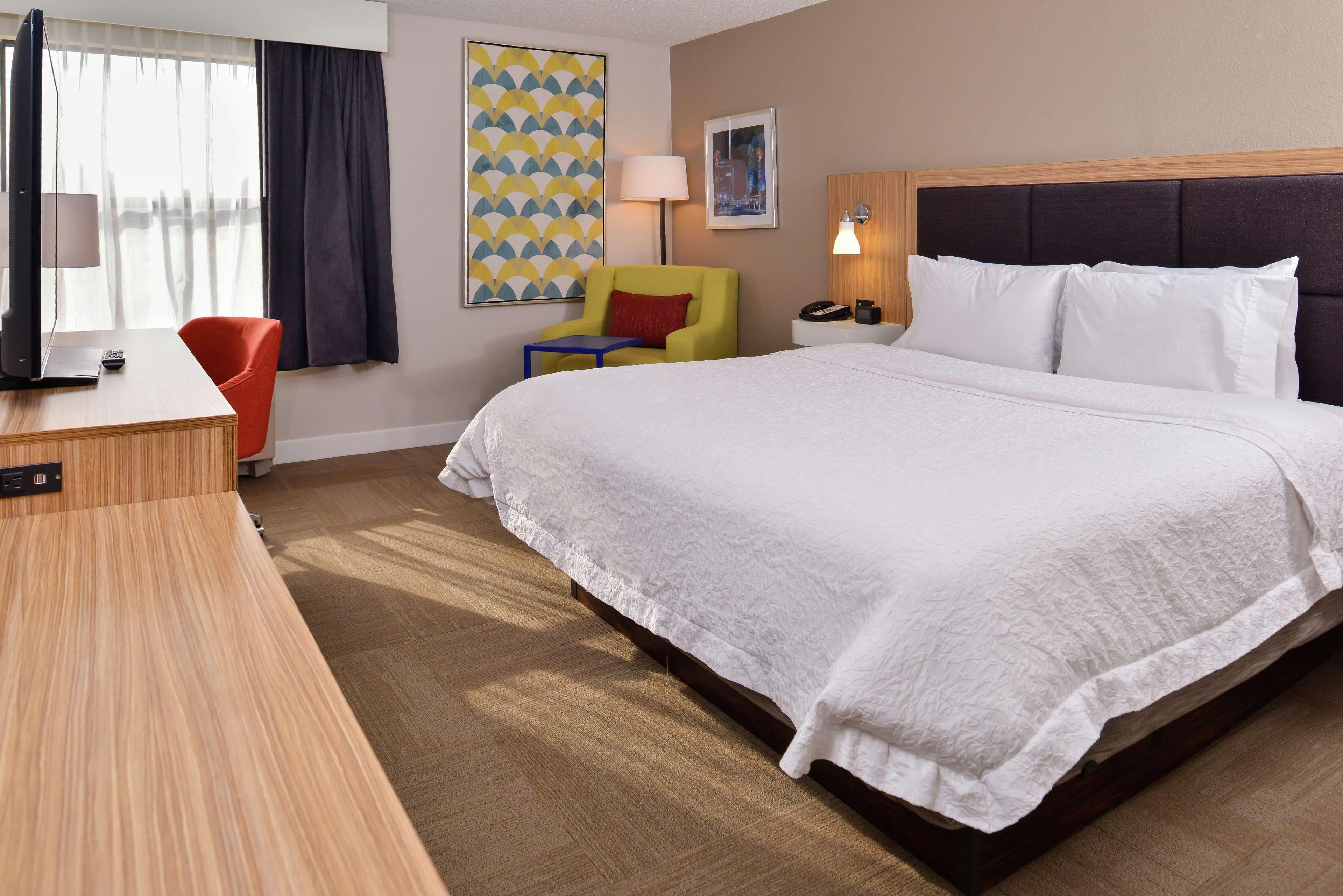 Hampton Inn Greensboro East / Mcleansville Exteriör bild