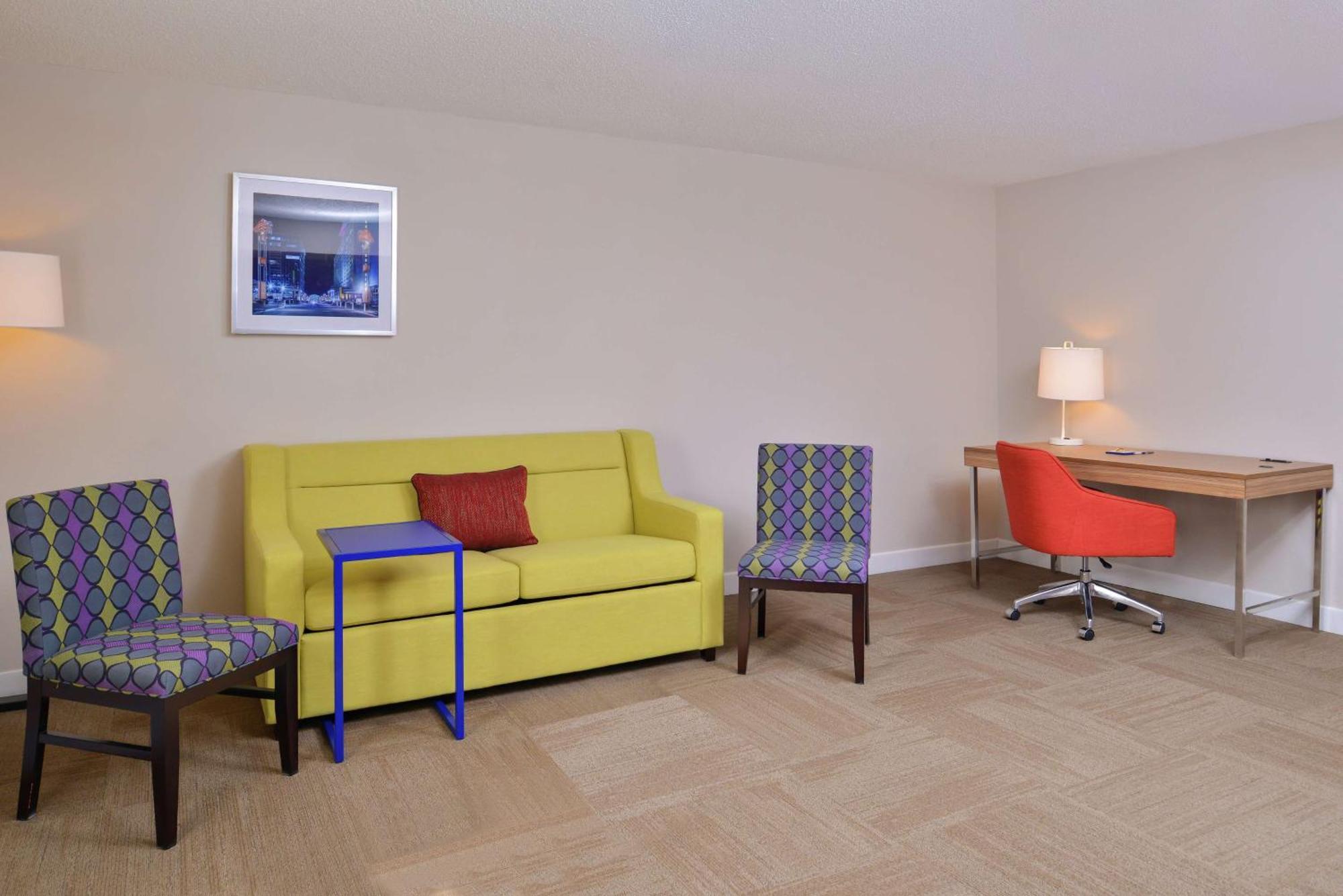 Hampton Inn Greensboro East / Mcleansville Exteriör bild