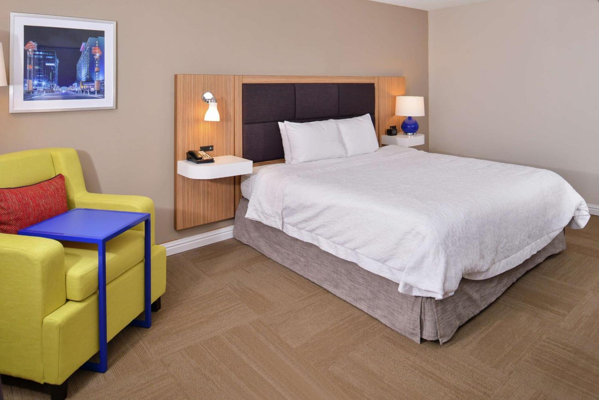 Hampton Inn Greensboro East / Mcleansville Exteriör bild