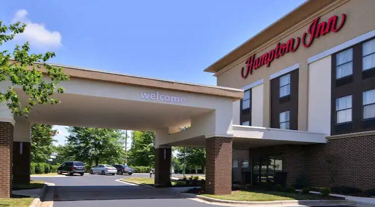 Hampton Inn Greensboro East / Mcleansville Exteriör bild